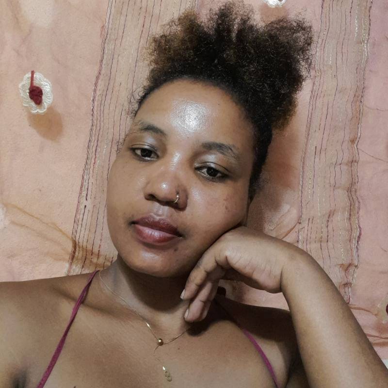 Meet Aline, 18 Male from Reunion - Free Online Dating at AhhDate