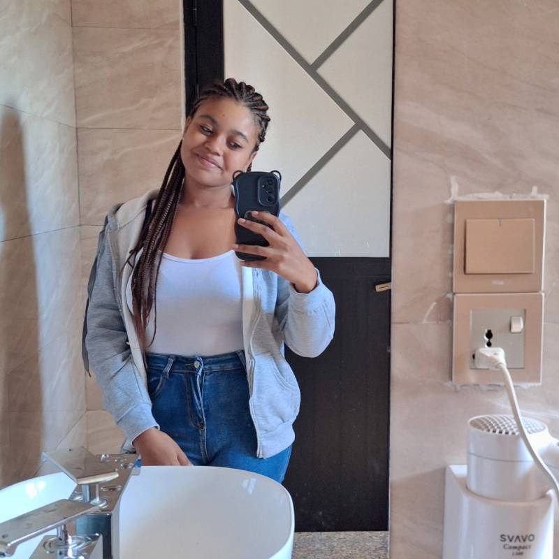 Meet Marie, 22 Female from Madagascar - Free Online Dating at AhhDate