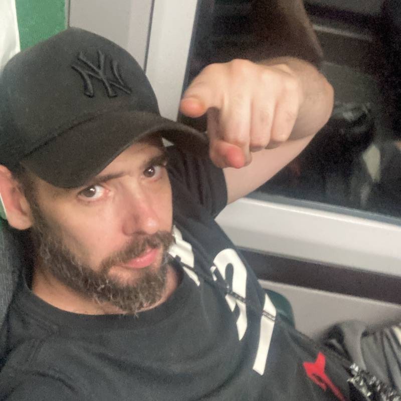 Meet Paul, 18 Male from Regno Unito - Free Online Dating at AhhDate - Photo 21407