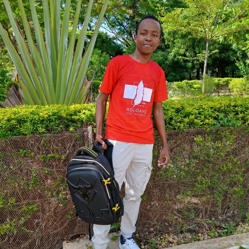 Meet Fabrice, 29 Male from Madagascar - Free Online Dating at AhhDate