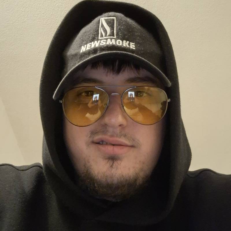 Meet Radu, 23 Male from فرنسا - Free Online Dating at AhhDate