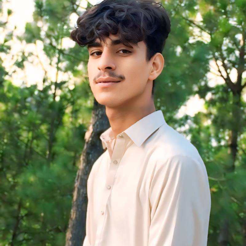 Meet Naveed, 22 Male from Paquistão - Free Online Dating at AhhDate