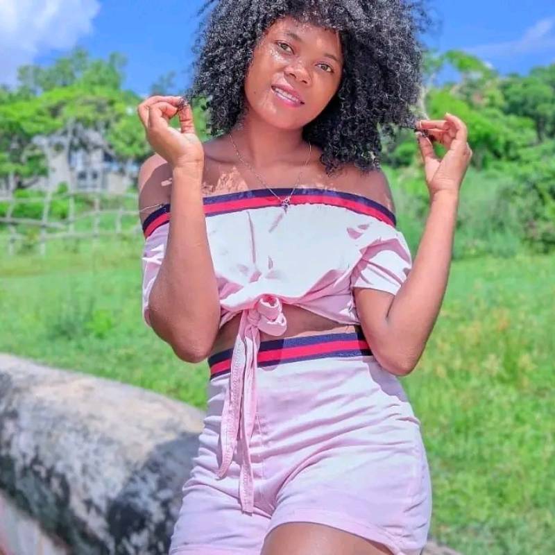 Meet Rasoa Bertine Jean, 20 Female from Madagascar - Free Online Dating at AhhDate