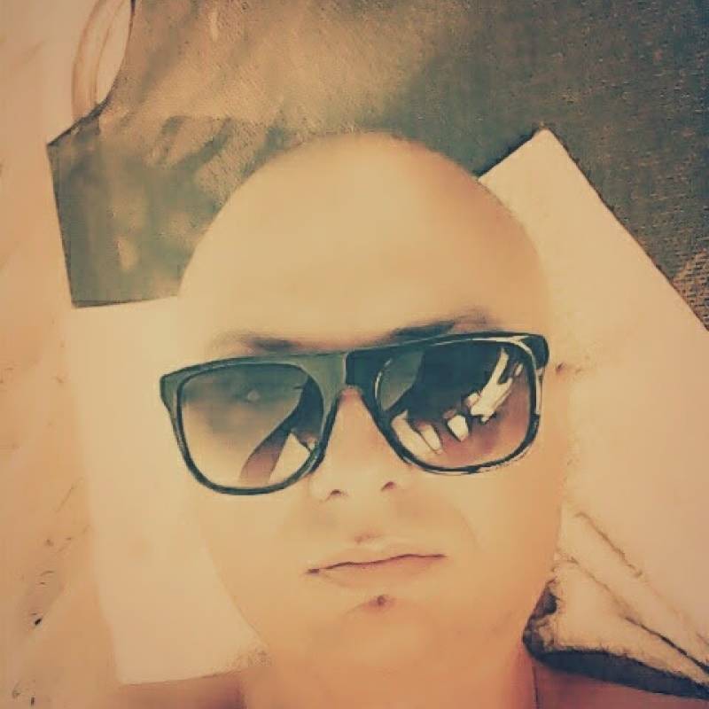 Meet Edy, 18 Male from Italien - Free Online Dating at AhhDate