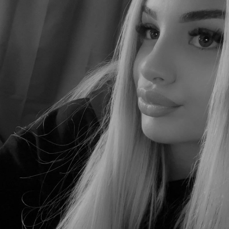 Meet Viktoria, 18 Female from Tirana, Albania - Free Online Dating at AhhDate - Photo 23900