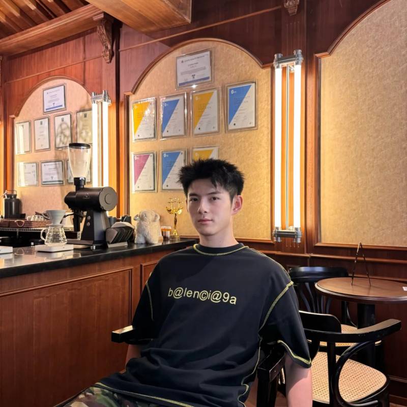 Meet jian, 19 Male from China - Free Online Dating at AhhDate