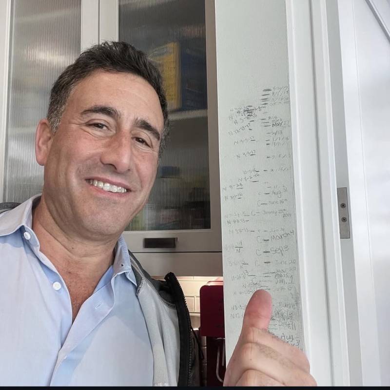 Meet Martinez, 55 Male from Schweiz - Free Online Dating at AhhDate