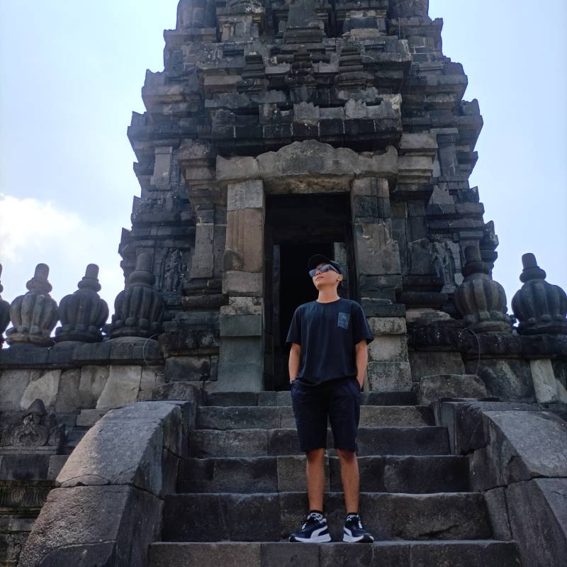 Meet Diky, 18 Male from إندونيسيا - Free Online Dating at AhhDate