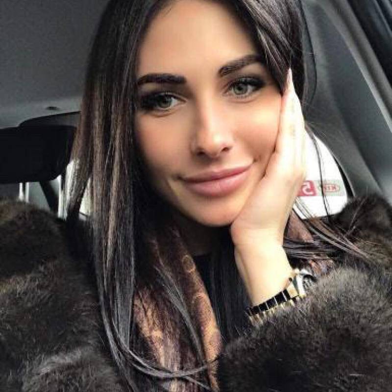 Meet Anne, 31 Female from França - Free Online Dating at AhhDate
