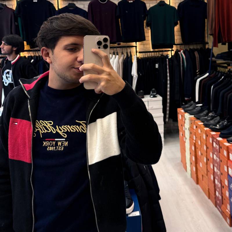 Meet Vuqar, 18 Male from Azerbaijan - Free Online Dating at AhhDate