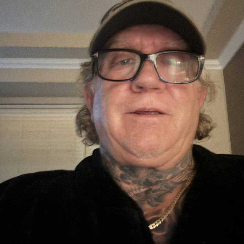 Meet Terry, 61 Male from Canada - Free Online Dating at AhhDate