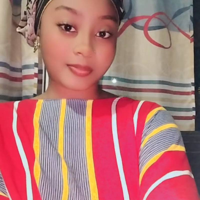 Meet Julia, 18 Female from Madagascar - Free Online Dating at AhhDate - Photo 22514