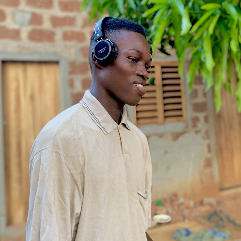 Meet Prince, 18 Male from Hêvié, Benin - Free Online Dating at AhhDate