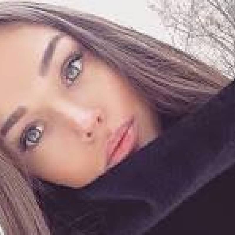 Meet Lena, 28 Female from Iran - Free Online Dating at AhhDate