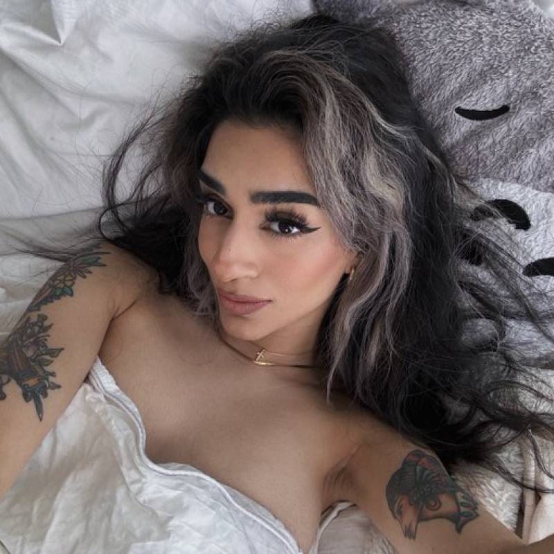 Meet Monica, 28 Female from Switzerland - Free Online Dating at AhhDate