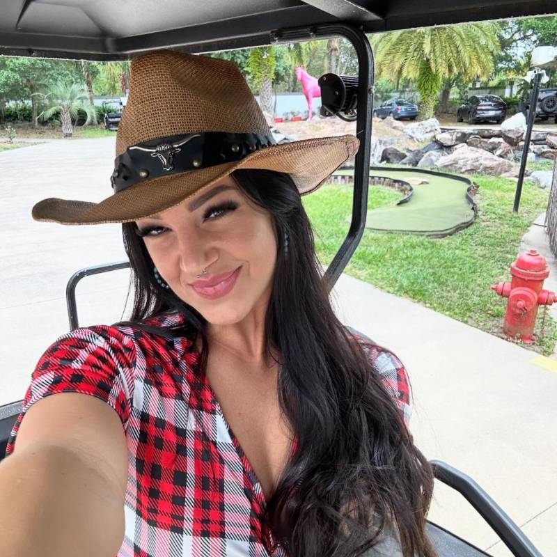 Meet Jessica, 38 Female from سويسرا - Free Online Dating at AhhDate