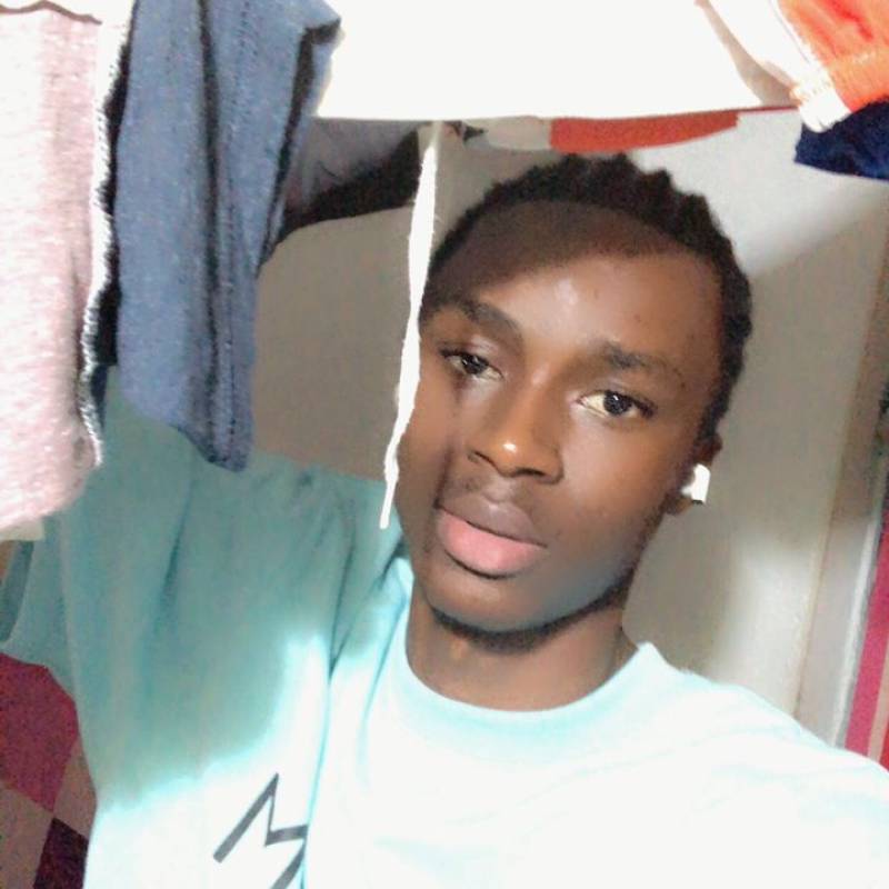 Meet David Arnold, 24 Male from França - Free Online Dating at AhhDate