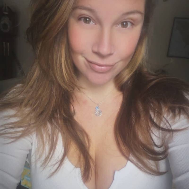 Meet Helga, 18 Female from ألمانيا - Free Online Dating at AhhDate - Photo 24192