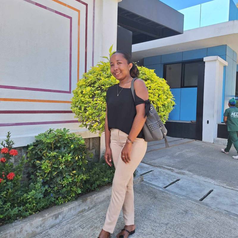 Meet Marie Lydie, 18 Female from Madagaskar - Free Online Dating at AhhDate