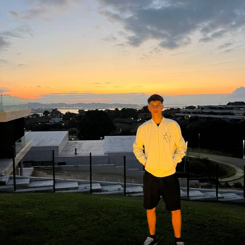 Meet Jorge, 22 Male from Испания - Free Online Dating at AhhDate