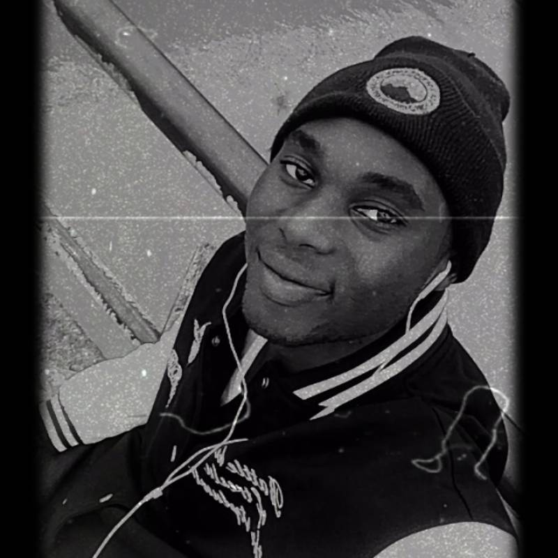 Meet Desmond, 22 Male from Nigeria - Free Online Dating at AhhDate