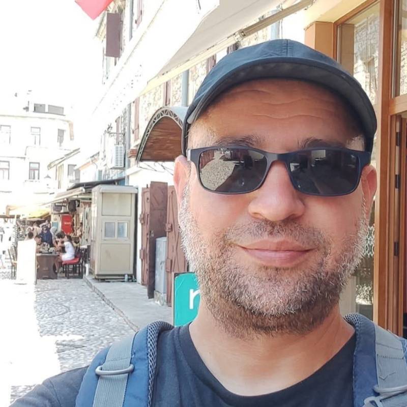 Meet Mehmet, 43 Male from İstanbul, Tacchino - Free Online Dating at AhhDate