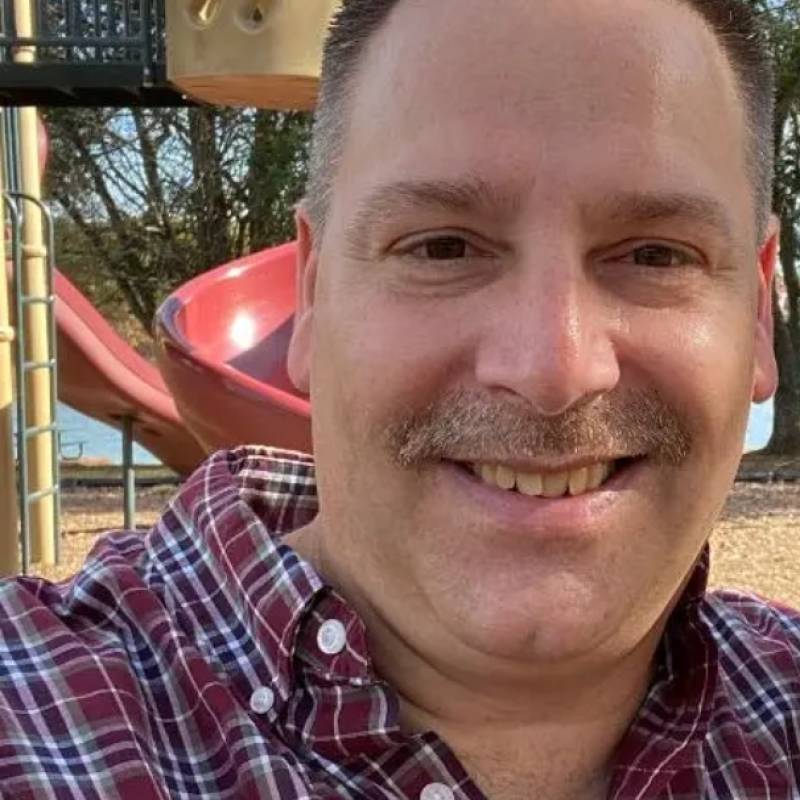 Meet Ross, 60 Male from Estados Unidos - Free Online Dating at AhhDate - Photo 23188