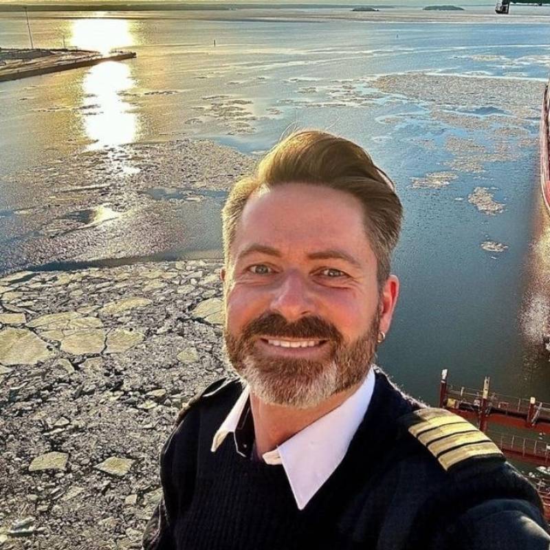 Meet Thomas, 18 Male from Australia - Free Online Dating at AhhDate