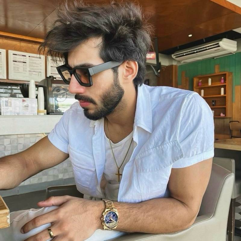 Meet wanted, 18 Male from Emirati Arabi Uniti - Free Online Dating at AhhDate