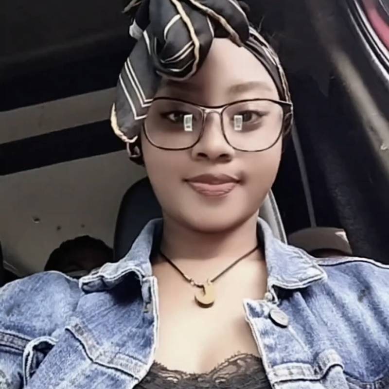 Meet Julia, 18 Female from Madagascar - Free Online Dating at AhhDate - Photo 22516