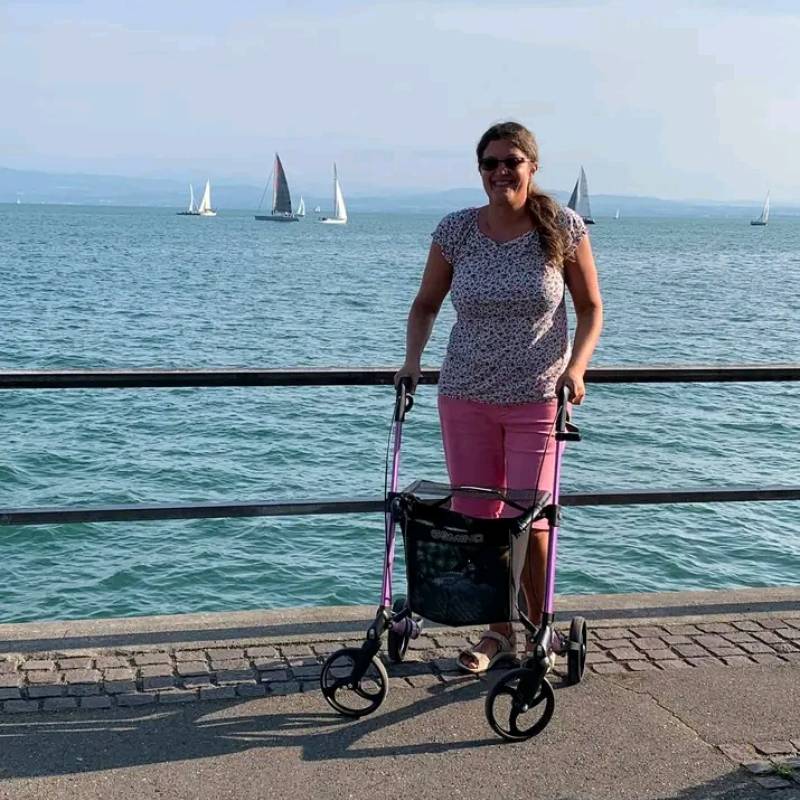 Meet Burhan, 18 Female from Kanada - Free Online Dating at AhhDate - Photo 24088