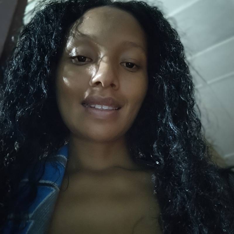 Meet Diane, 29 Female from Madagascar - Free Online Dating at AhhDate