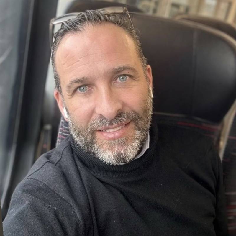 Meet Leo, 41 Male from Bruxelles, Belgium - Free Online Dating at AhhDate