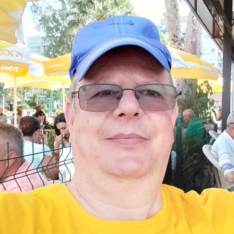 Meet Galip, 60 Male from Türkiye - Free Online Dating at AhhDate - Photo 26008