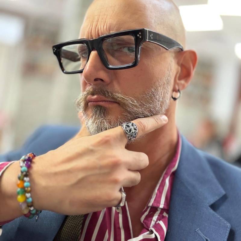 Meet Mike, 52 Male from Genoa, Италия - Free Online Dating at AhhDate