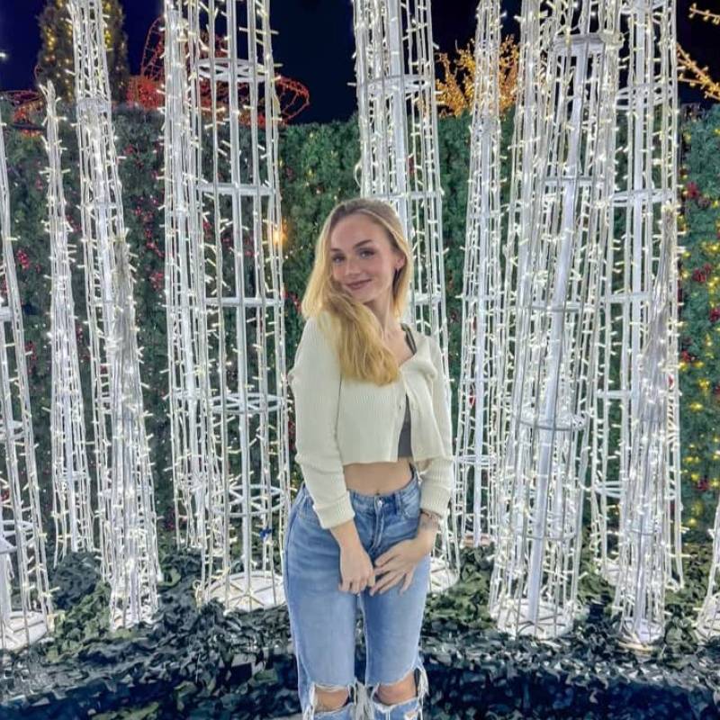 Meet Sarah, 25 Female from Соединенные Штаты - Free Online Dating at AhhDate - Photo 26286