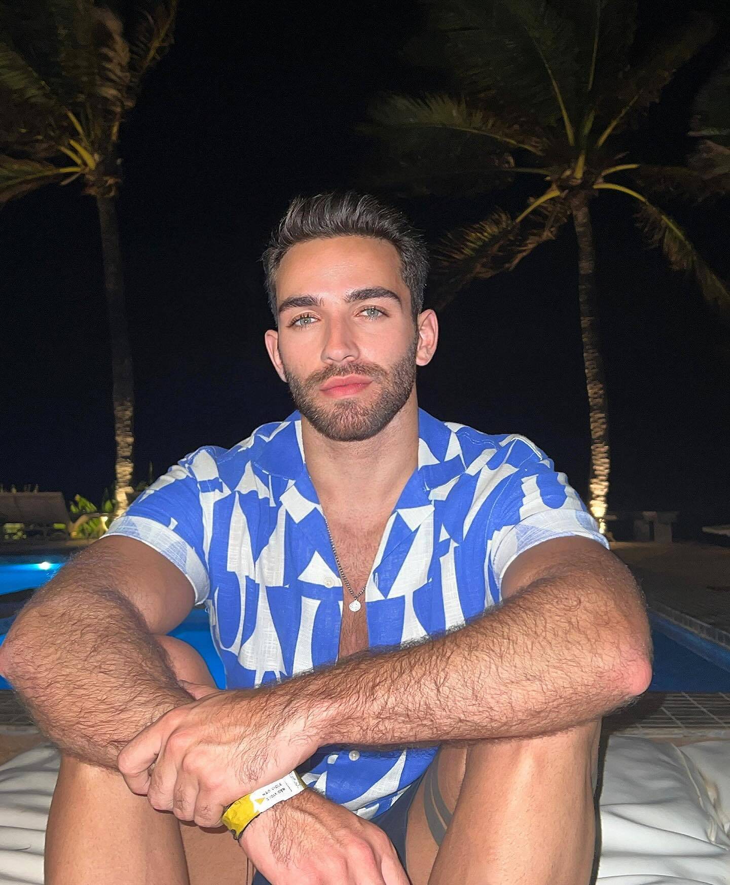 Meet Byron - Online Free Dating Site Member