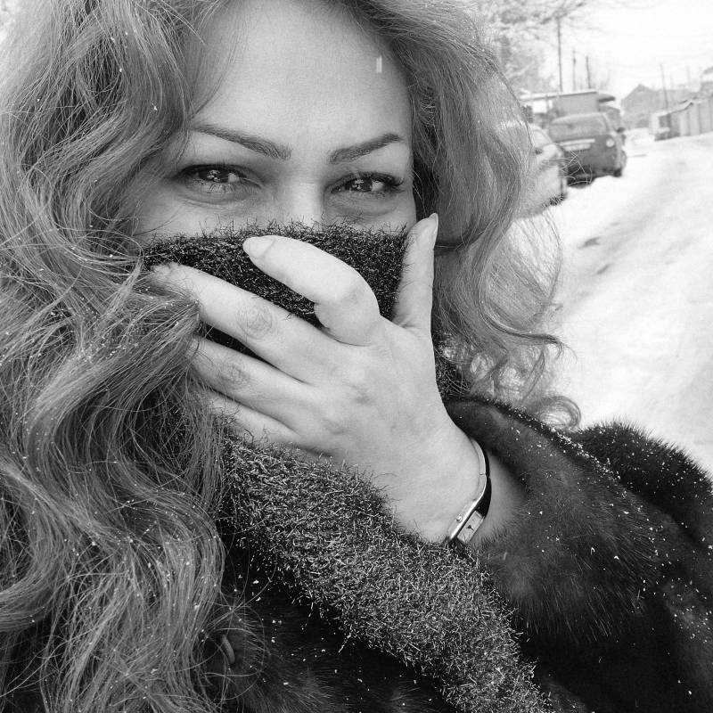 Meet Lena, 44 Female from Armenia - Free Online Dating at AhhDate