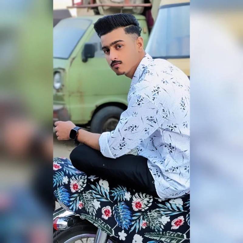 Meet Ali, 22 Male from Karachi, Pakistan - Free Online Dating at AhhDate - Photo 28667