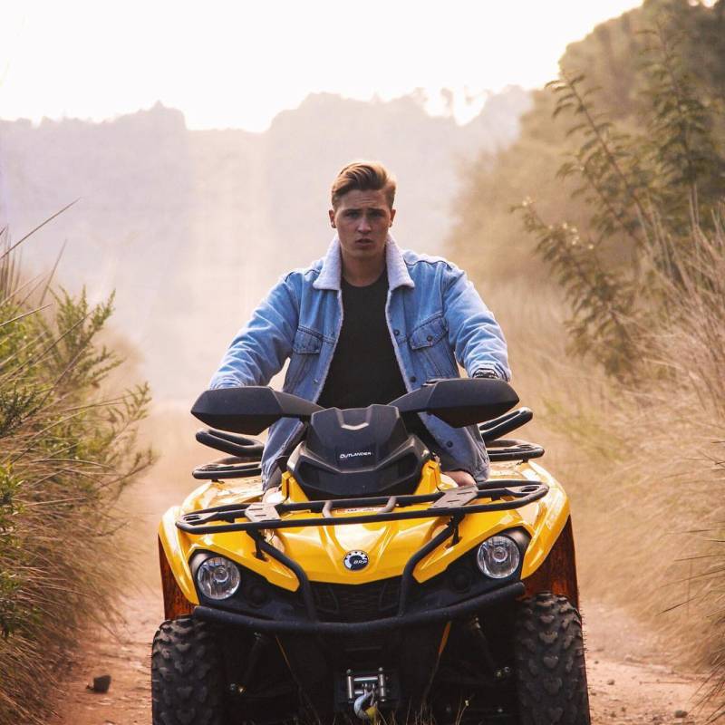 Meet Hunter, 39 Male from Germany - Free Online Dating at AhhDate - Photo 27122