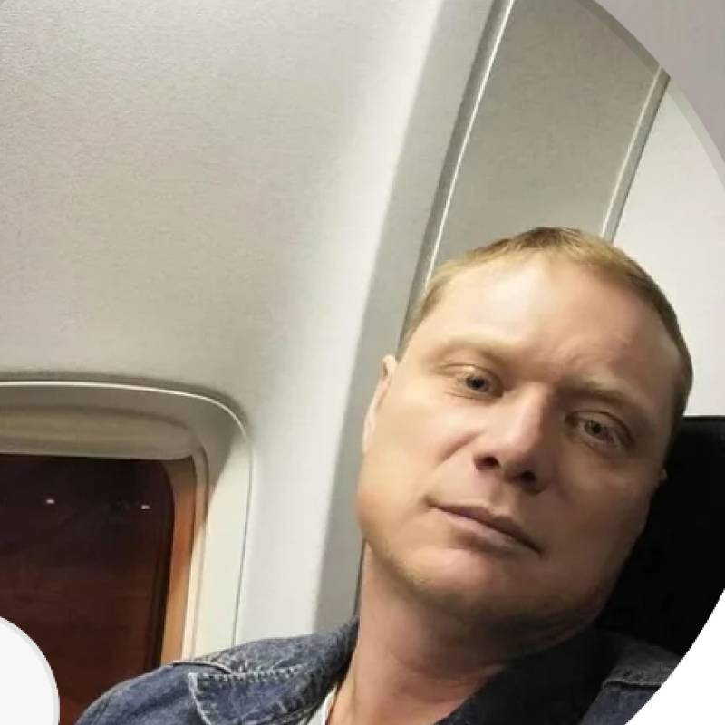 Meet Alec, 47 Male from Канада - Free Online Dating at AhhDate