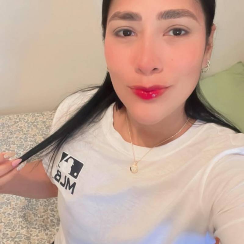 Meet Laura, 40 Female from United States - Free Online Dating at AhhDate - Photo 27013