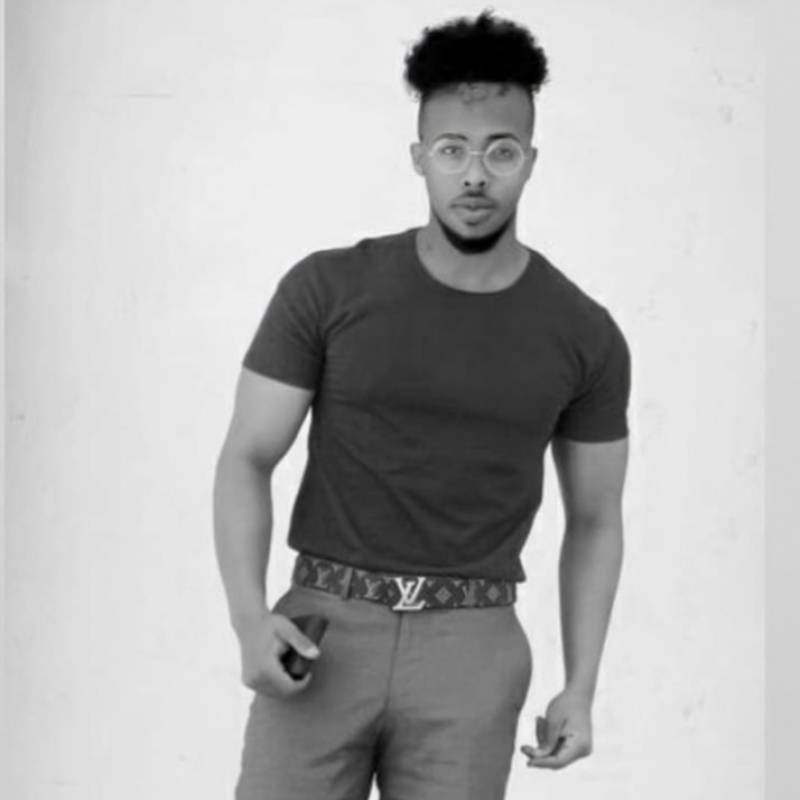 Meet NB, 27 Male from Nairobi, Quênia - Free Online Dating at AhhDate - Photo 27385