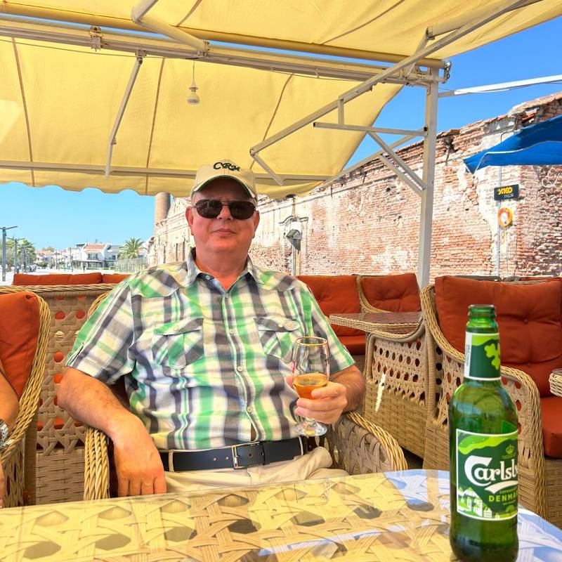 Meet Galip, 60 Male from Türkiye - Free Online Dating at AhhDate - Photo 26045