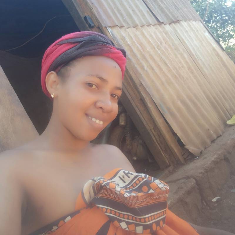 Meet orlandine, 27 Female from Madagascar - Free Online Dating at AhhDate - Photo 27170
