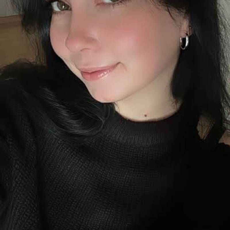 Dating in Berlin: Kylie lizzy. 26 years old. Free Online Dating.