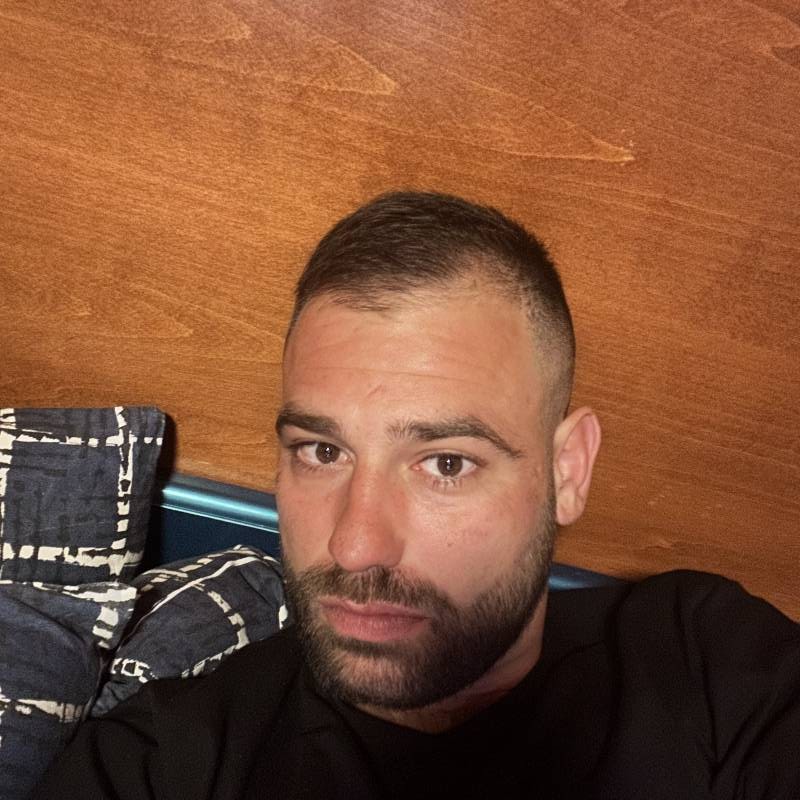 Meet Vladimir, 27 Male from Creil, France - Free Online Dating at AhhDate