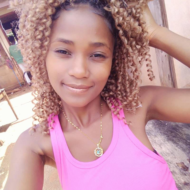 Dating in Antananarivo: Sonia. 24 years old. Free Online Dating.