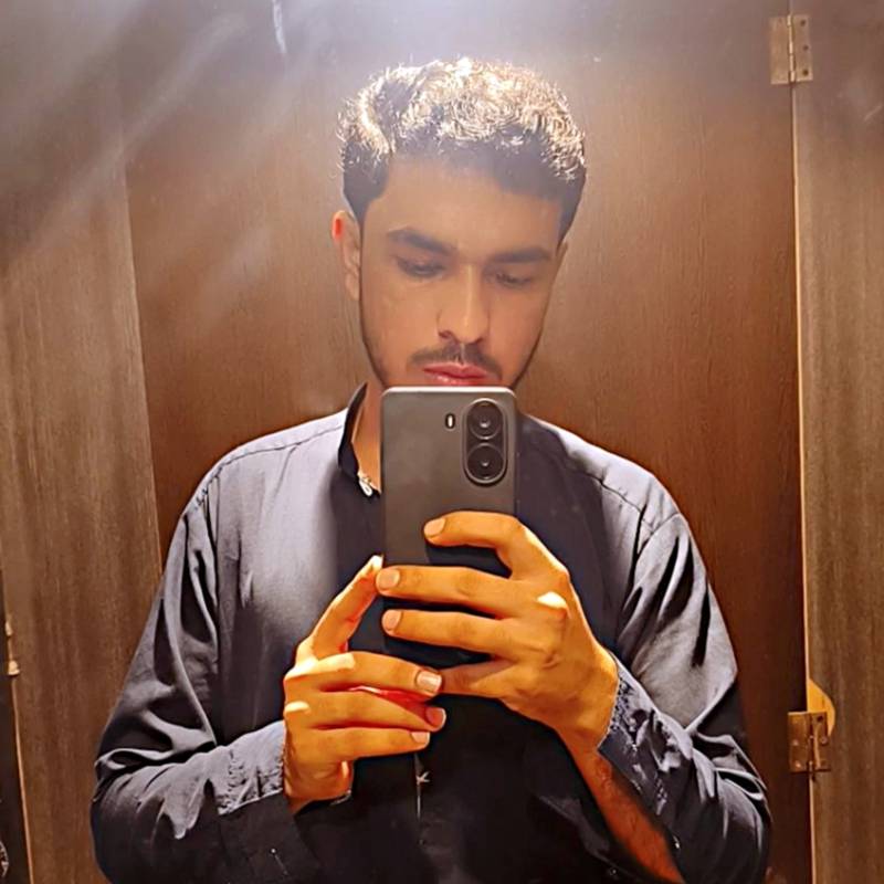 Meet Sikandar Abbas, 23 Male from Dubai, Пакистан - Free Online Dating at AhhDate