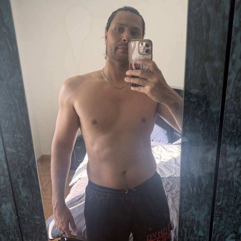 Dating in Neuchâtel: Guillaume. 39 years old. Free Online Dating.